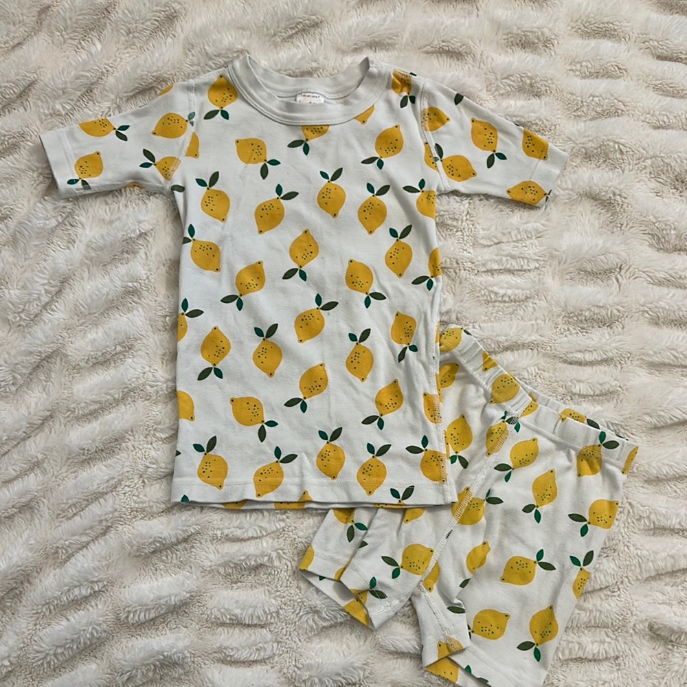 Hanna Andersson Short Sleeve Lemon Print Kids Pajama Set